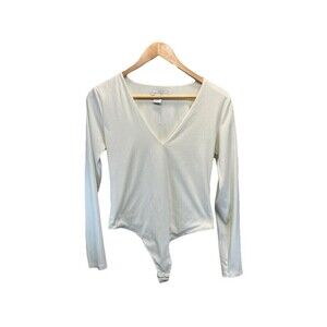 House of Harlow 1960 Bodysuit Medium Ivory Ribbed Diamond V-Neck Timeless Style